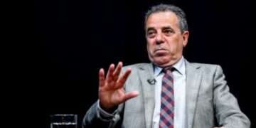 Matoshi: Edhe traktori kur s’na dhezë në arë, kemi qejf me ia lanë fajin Qeverisë