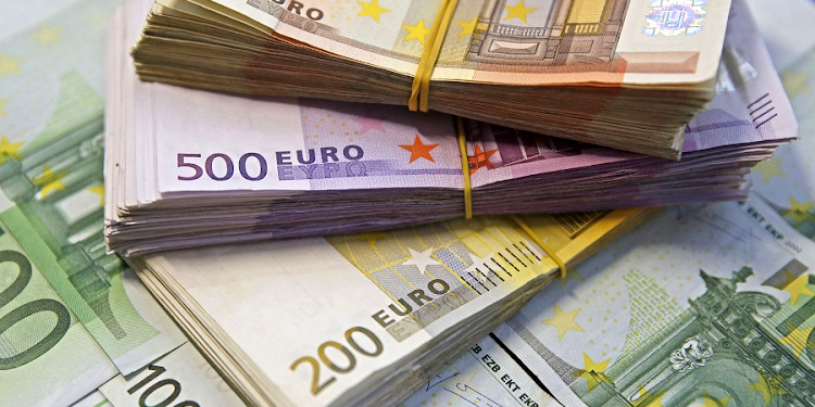 Diaspora dorëlirë, dërgoi 1 miliard e 217 milionë euro për 11 muaj