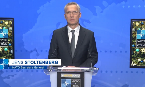 Sekretari i NATO’s: Tensionet në Ballkanin Perëndimor po rriten, KFOR’i është çelës i stabilitetit