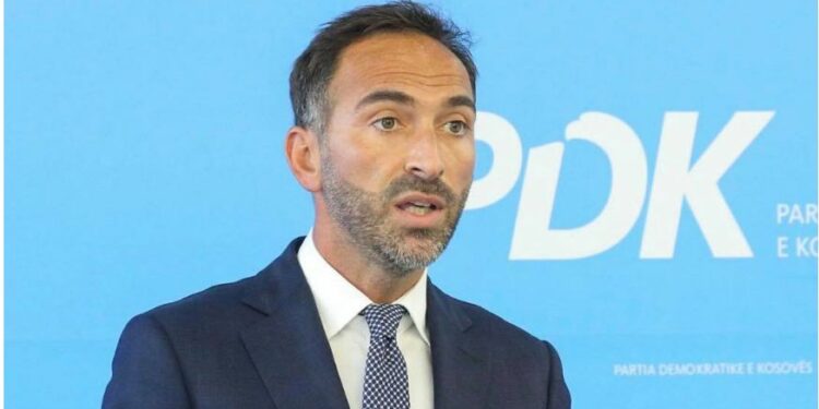 Stavileci flet për karakteristikat e Thaçit dhe Veselit: I kam dashtë shumë