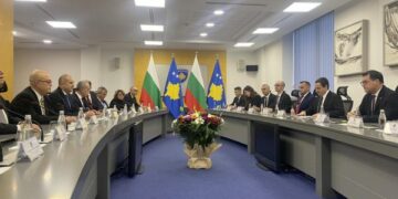 Pas Osmanit, Kurti e pret në takim presidentin e Bullgarisë
