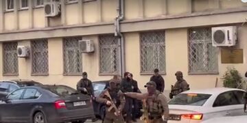Dalin para gjykatës 4 të arrestuarit për grabitjen në Suharekë