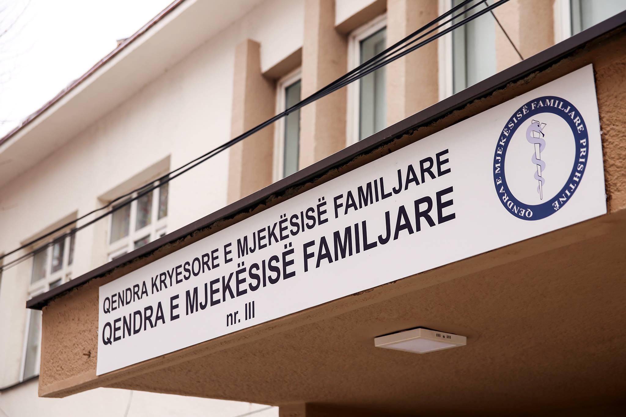 “Virusi sezonal”, fluks i madh i pacientëve në QMF-të e Prishtinës