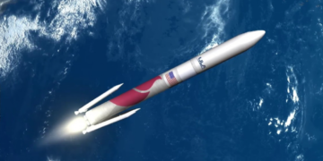 Raketa e NASA-s pritet të niset për në Hënë