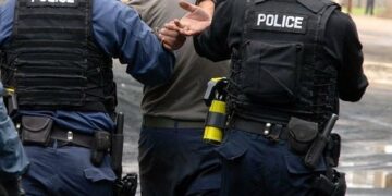 Ndodh në Pejë, dëbuan nga shtëpia familjarë të tyre, arrestohen dy persona