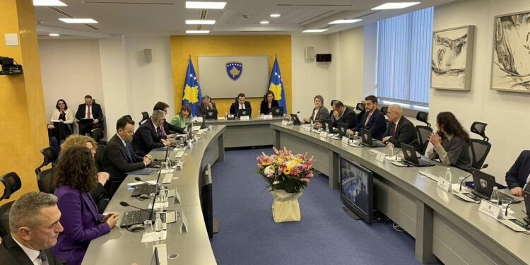 Kurti: Serbia vazhdon rrugëtimin drejt metodave të Putinit