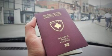 Pasaporta e Republikës së Kosovës fuqizohet për 34 vende: Këto janë 48 shtetet që mund të lëvizni pa viza