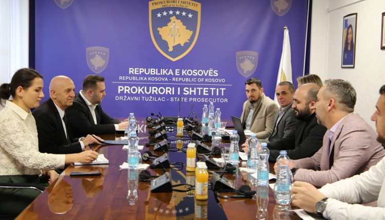 Prokurori i Shtetit i gatshëm “t’i luftojë operatorët ilegalë të internetit dhe kanaleve televizive”