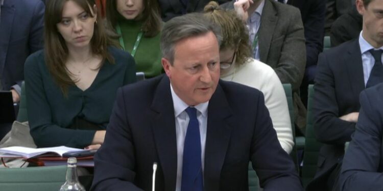 Cameron: Nëse s’do të ndaleshin nga Policia e Kosovës, grupi i Banjskës do t’i sulmonin stacionet policore, do të vendosnin barrikada