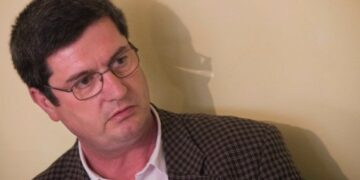 Trakt kundër tradhtisë