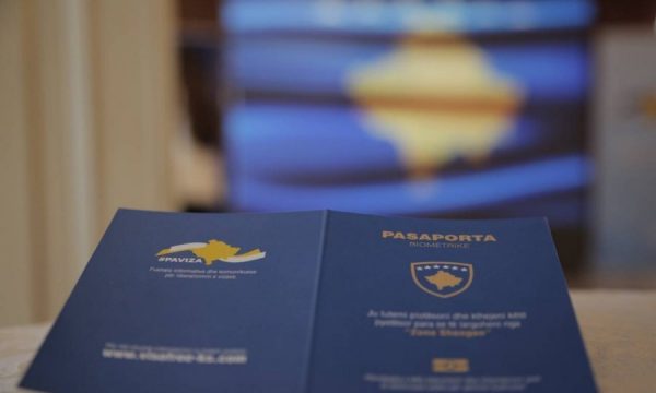 Pritjeve u erdhi fundi, nga sot pa viza në BE