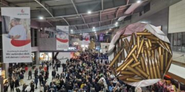 Ndodh edhe kjo: Kosovari tenton të shkojë në Gjermani me dhjetëra fishkë në valixhe, kjo e keqe i ndodhi në aeroport