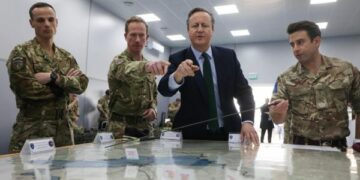 Vizita e kryediplomatit Cameron, ofroi mbështetje për sigurinë dhe njohjet e reja të Kosovës
