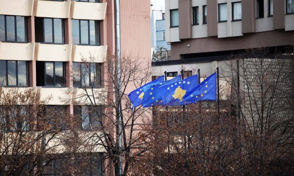 Arrestimet e fundit, MPJD publikon një numër për qytetarët që përballen me vështirësi gjatë udhëtimit nëpër Serbi