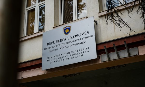 Ministria e Shëndetësisë synon ligj të ri për sigurimin shëndetësor
