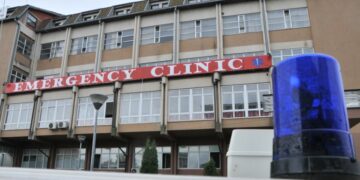 Deklarohen nga QKUK: 23 vjeçarja e lënduar ndodhet në gjendje të rëndë