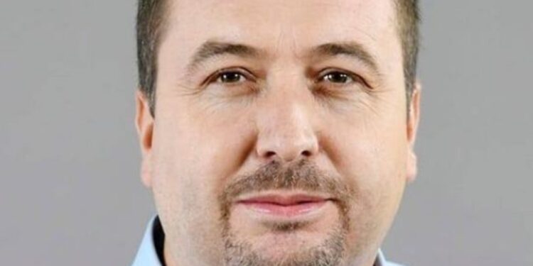 Largimi i njerëzve nga Kosova, Blerim Latifi: Qysh erdhëm në këtë ditë?
