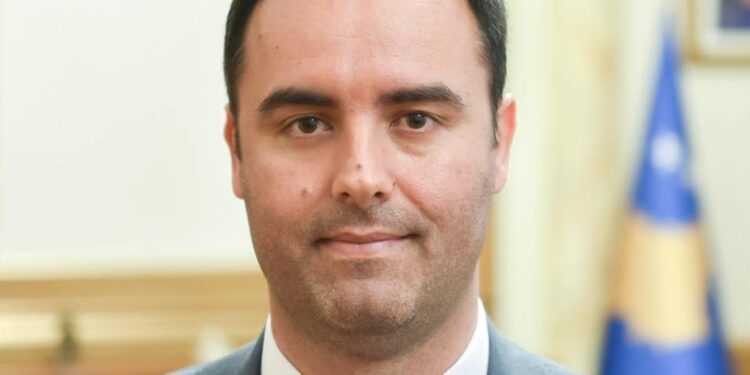 Konjufca ua uron Krishtlindjet serbëve ortodoksë të Kosovës