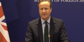 Cameron në Prishtinë: Jemi këtu për t’ju përkrahur, ndihmuar dhe promovuar