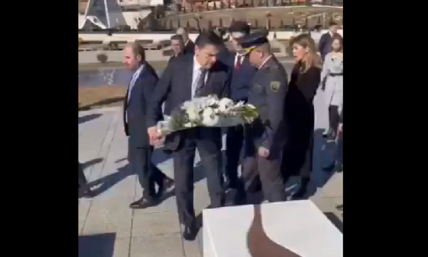 Raporti mjekësor i Sandulloviq thotë se atij i është thyer edhe brinja e shtatë