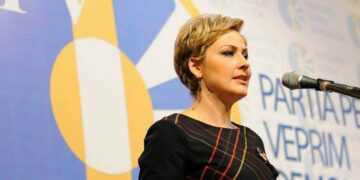 Sinani: Ndalesa e vizitës së Sveçlës në Luginë e dëshmon se Serbia s’do normalizim me Kosovën