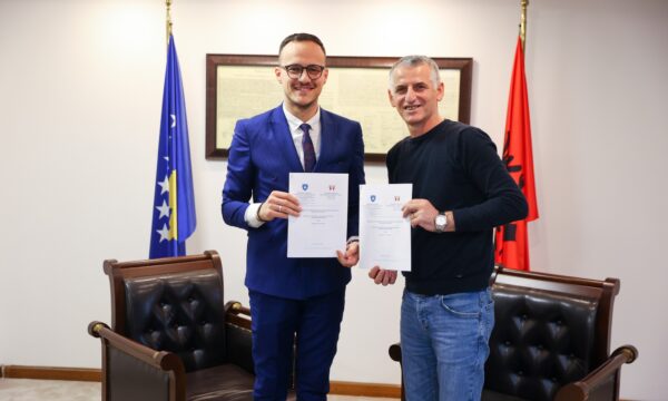 Durmishi dhe Hyseni nënshkruajnë për një projekt 27 milionësh në Gjilan