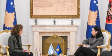 Izraeli do t’i heq vizat për qytetarët e Kosovës, njofton Osmani pas takimit me ambasadoren izraelite