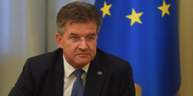 Lajçak: Koha për t’u përqendruar plotësisht në hapat e ardhshëm në dialog