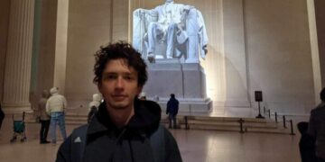 Ata që vallëzojnë mbi varre