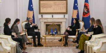 Osmani pret në takim shefin e EULEX-it, flasin për zhvillimet e fundit të sigurisë
