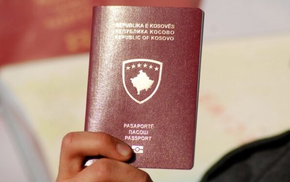 Liberalizimi i vizave/Radhë të gjata të pritjes për pasaporta edhe në Mitrovicë