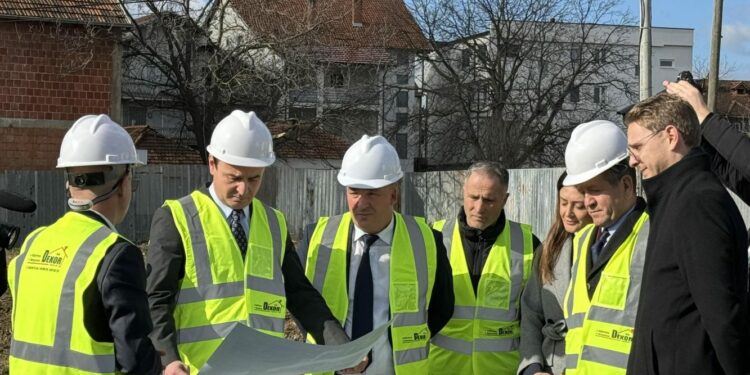 Vendoset gurthemeli i Qendrës për të moshuar në Podujevë
