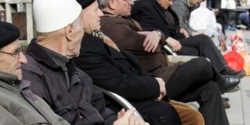 Pensionistët që punuan me dekada: “Jemi barrë e fëmijëve”