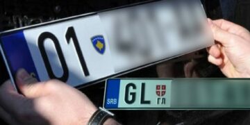 Vendimi për targat ilegale në Kosovë/Policia ka shqiptuar tri gjoba e një vërejtje deri më tani