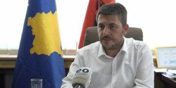 Lirohet nga detyra drejtori i KRU Prishtinës, Sokol Xhafa