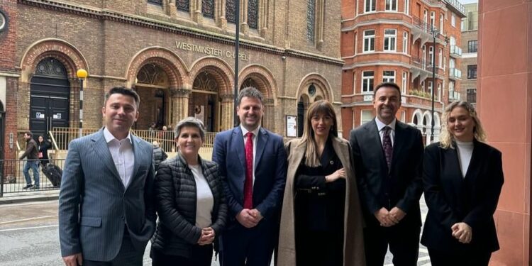 Vizita e Haxhiut e Dibranit në Londër, ambasada e Britanisë së Madhe del me njoftim