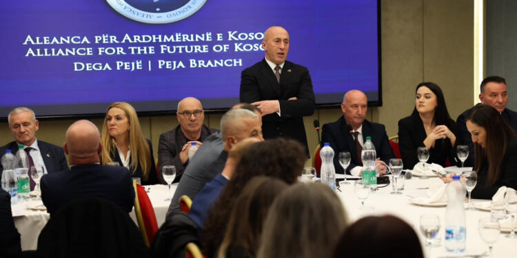 Ramush Haradinaj: T’i japim fund qeverisë anti-shtet të Albin Kurtit, jemi në rrezik me humb SHBA-në
