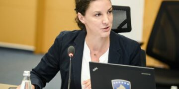 Rizvanolli zbulon pse po ikin njerëzit nga Kosova: Mbetën mbyllur gjatë pandemisë, tash kanë nevojë të lëvizin