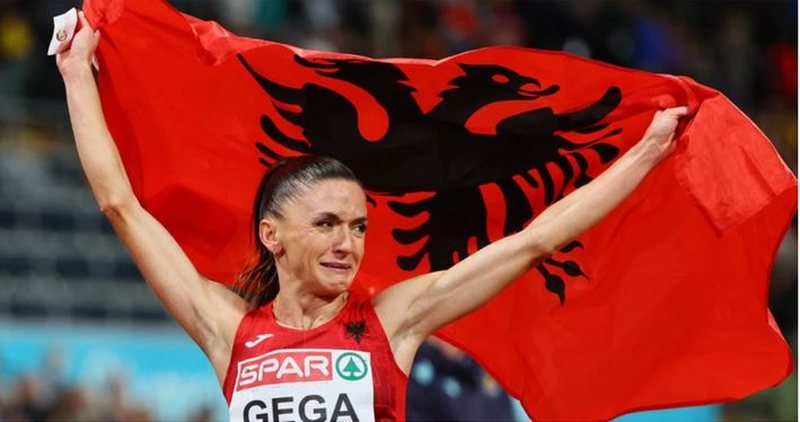 Stambolli vishet “Kuq e Zi, Luiza Gega u shpall kampione e Ballkanit