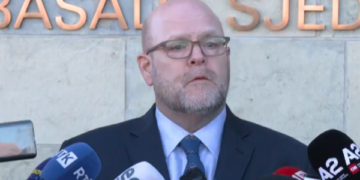 Hovenier: Është shumë e rrallë që SHBA-ja ta kritikojë Kosovën në OKB dhe që O’Brien, shefi i Escobarit dhe i imi ta japë atë intervistë