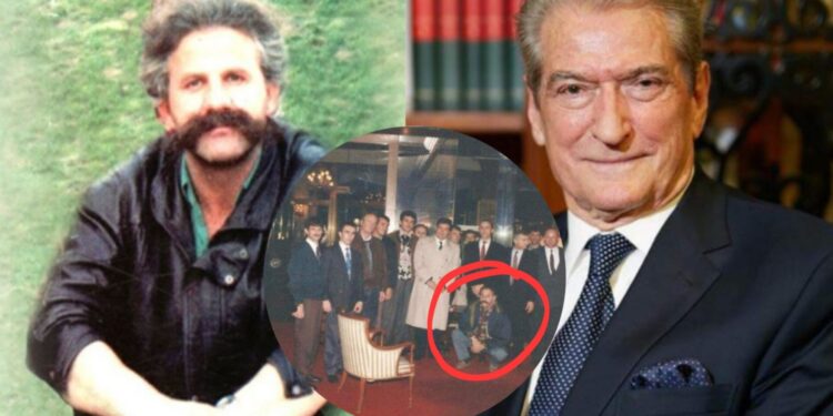 Huqja epike e Sali Berishës, mendon se është në foto me Adem Jashari, por aty ishte baca Rifat