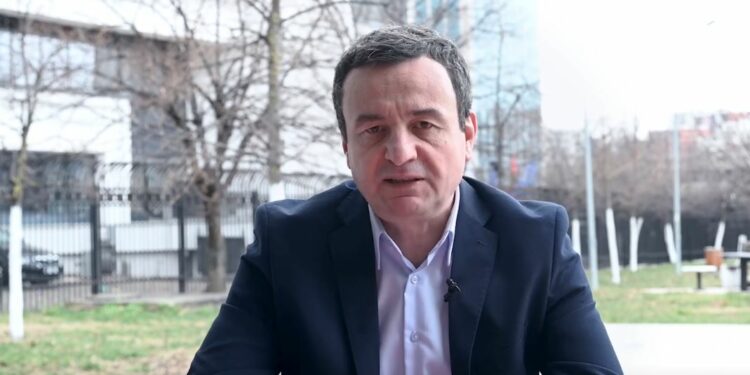 Kurti: S’përballemi më veç me kërcënim teorik nga Rusia, duhet t’i përgjigjemi me forcë këtyre sfidave të rënda