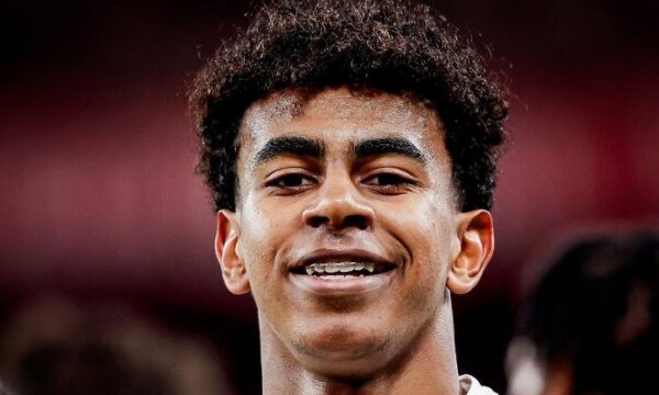 Barça do t’ia zgjasë kontratën Yamalit kur ky t’i mbushë 18 vjet