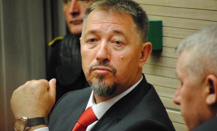 Sami Lushtaku: Donika Gërvalla po mundohet të bëhet e rëndësishme me emër timin