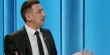 Syla me ironi: Ku jeni o populli në emigrim e sipër i Albin Kurtit, a u ngitë Vetëvendosje?