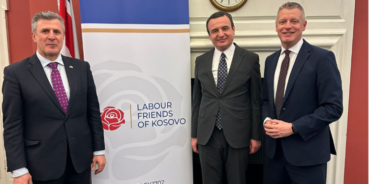 Kurti merr pjesë në përurimin e nismës “Labour Friends of Kosova”