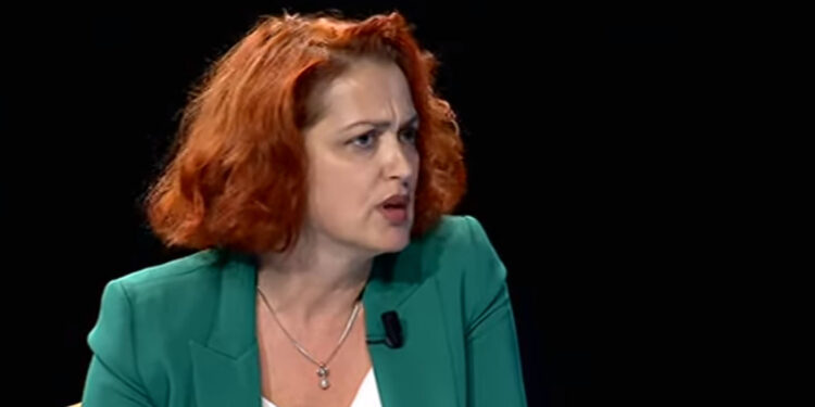 Eliza Hoxha: Përparim Rama e ka punësuar gruan e vetë në komunë, ka zyrë aty