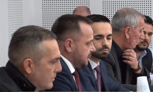 Maqedonci nis raportimin në Komisionin për Siguri: Disa çështje s’mund të ndahen me publikun