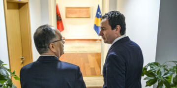Presidenti Begaj këshillon Kosovën: Dëgjojeni më shumë SHBA-në e BE-në
