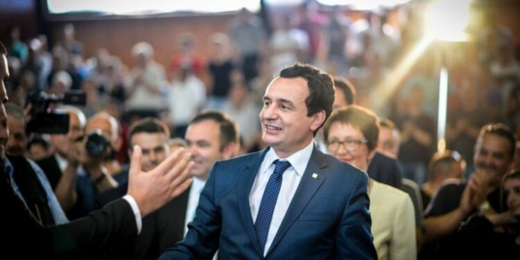 Von Cramon: Ushtria digjitale e Vetëvendosjes e kufizon lirinë e shprehjes